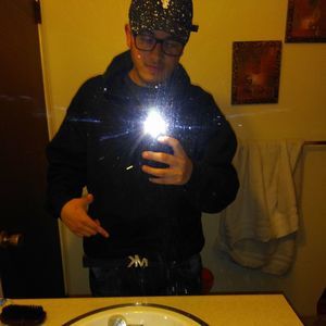 Meet your Posher, Dominic